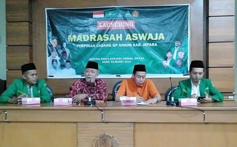 Peserta mengikuti agenda kaderisasi PCNU Pengurus Cabang Kabupaten Brebes